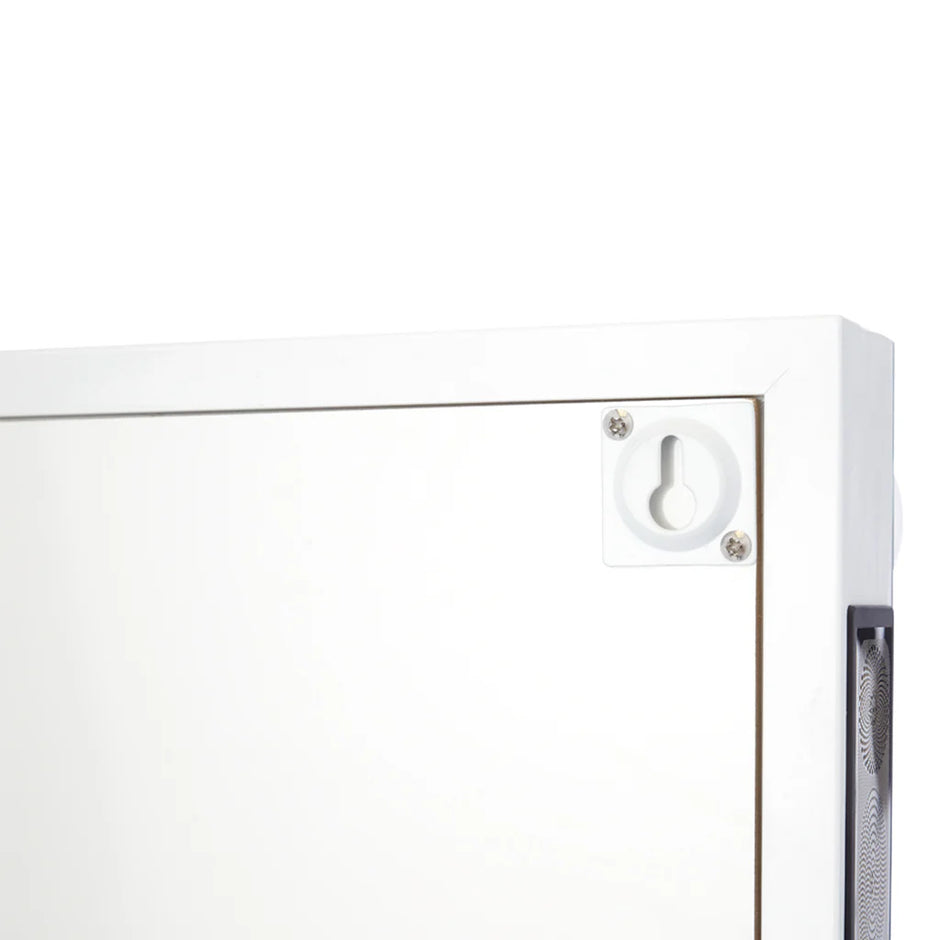 Estreno en Hollywood con espejo de tocador