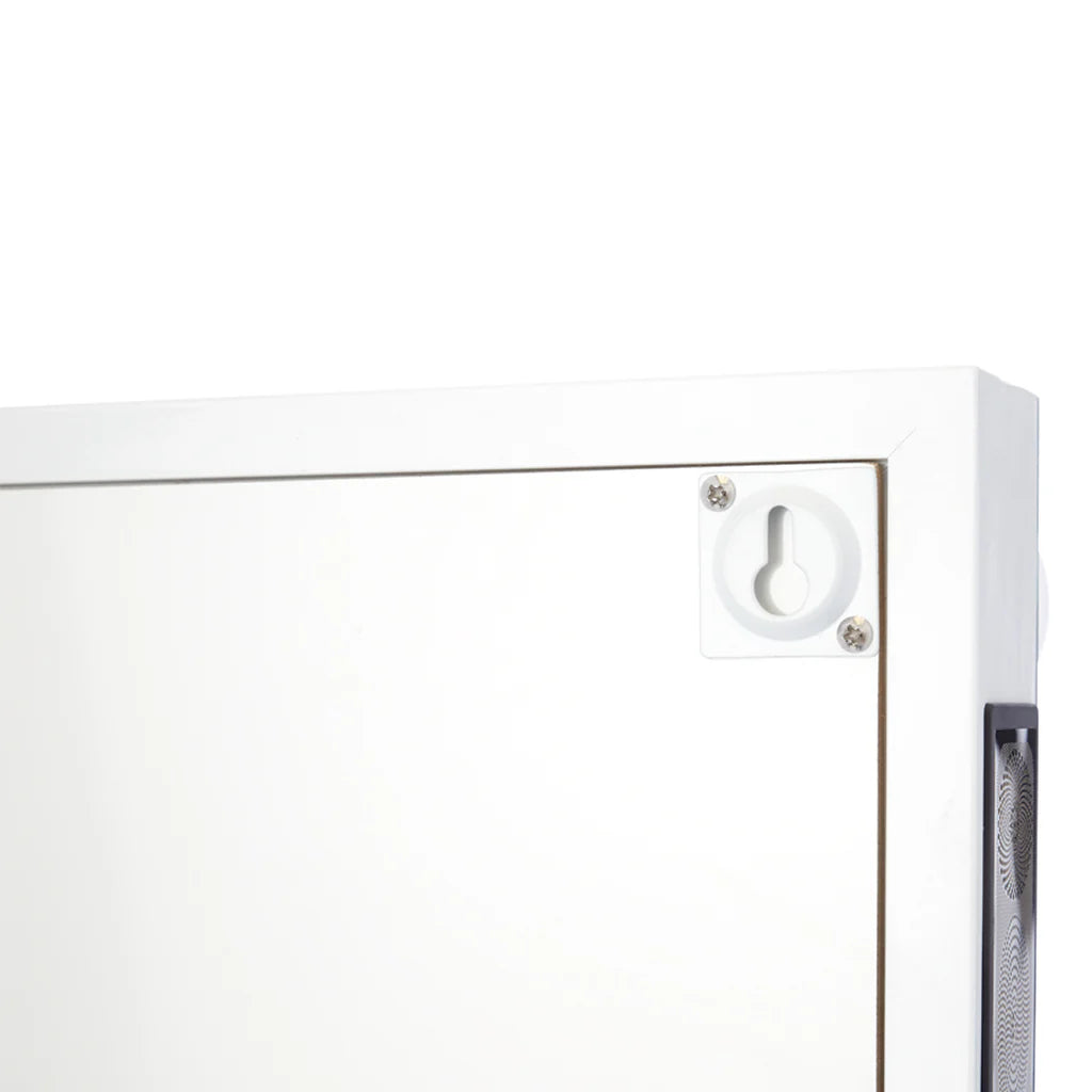 Estreno en Hollywood con espejo de tocador