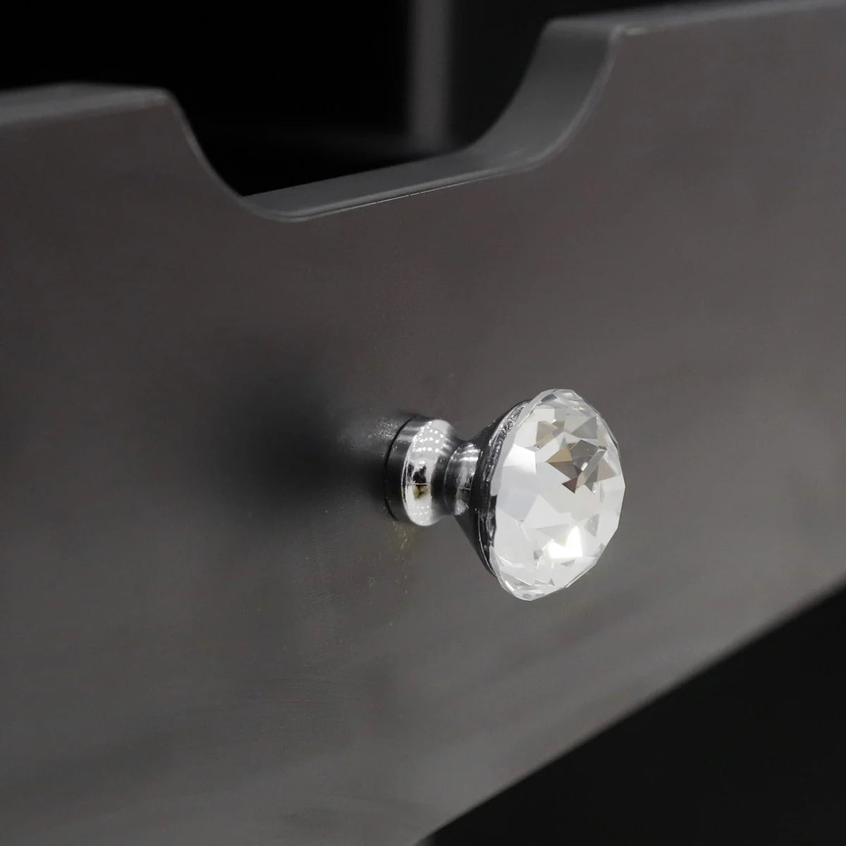 Escritorio Eva con 13 cajones, color negro