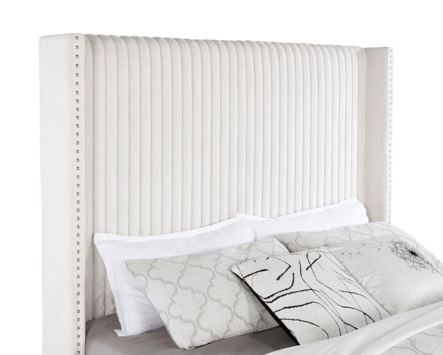 Cama tapizada Natasha de 65 pulgadas 