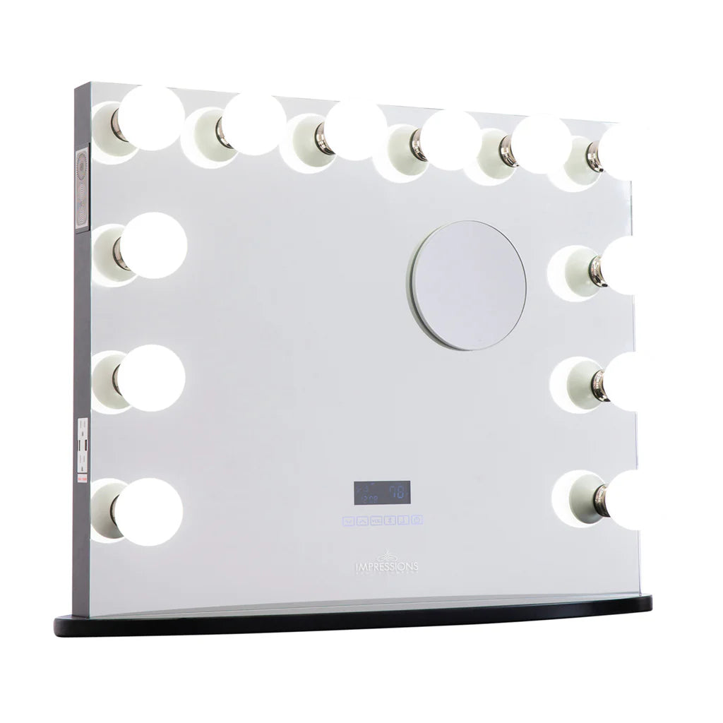 Estreno en Hollywood con espejo de tocador