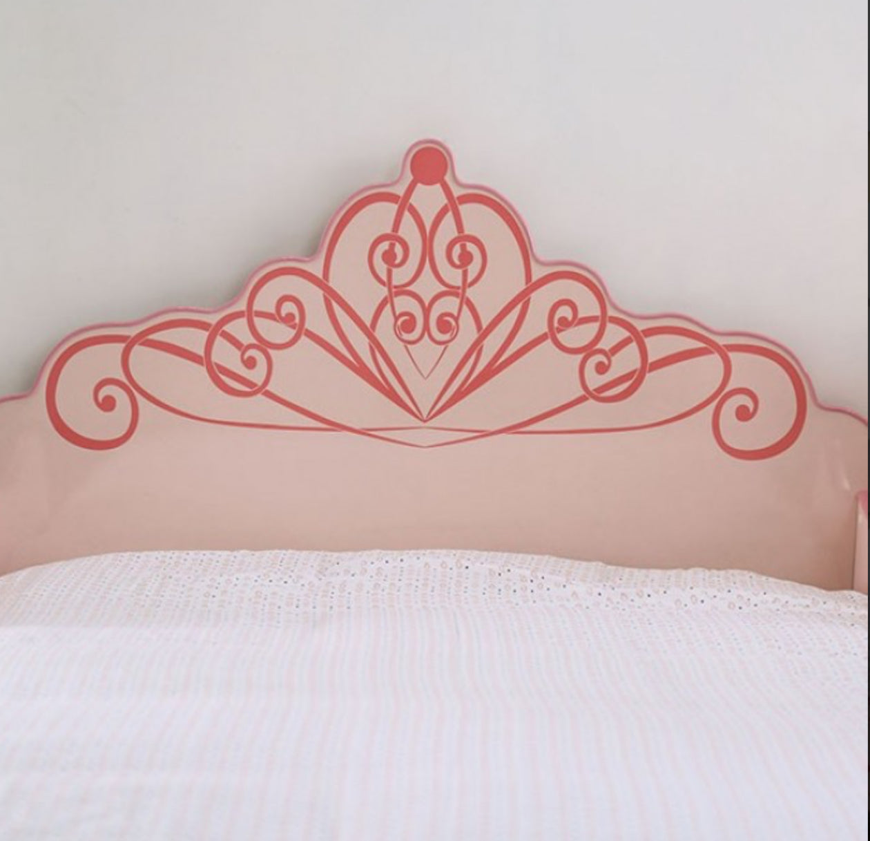 CM7632 CAMA JULIANNA