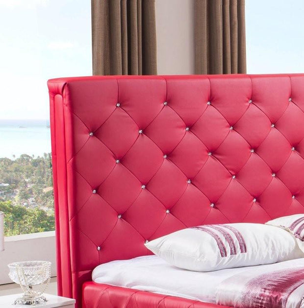 Cama roja Rome &amp; Wynn