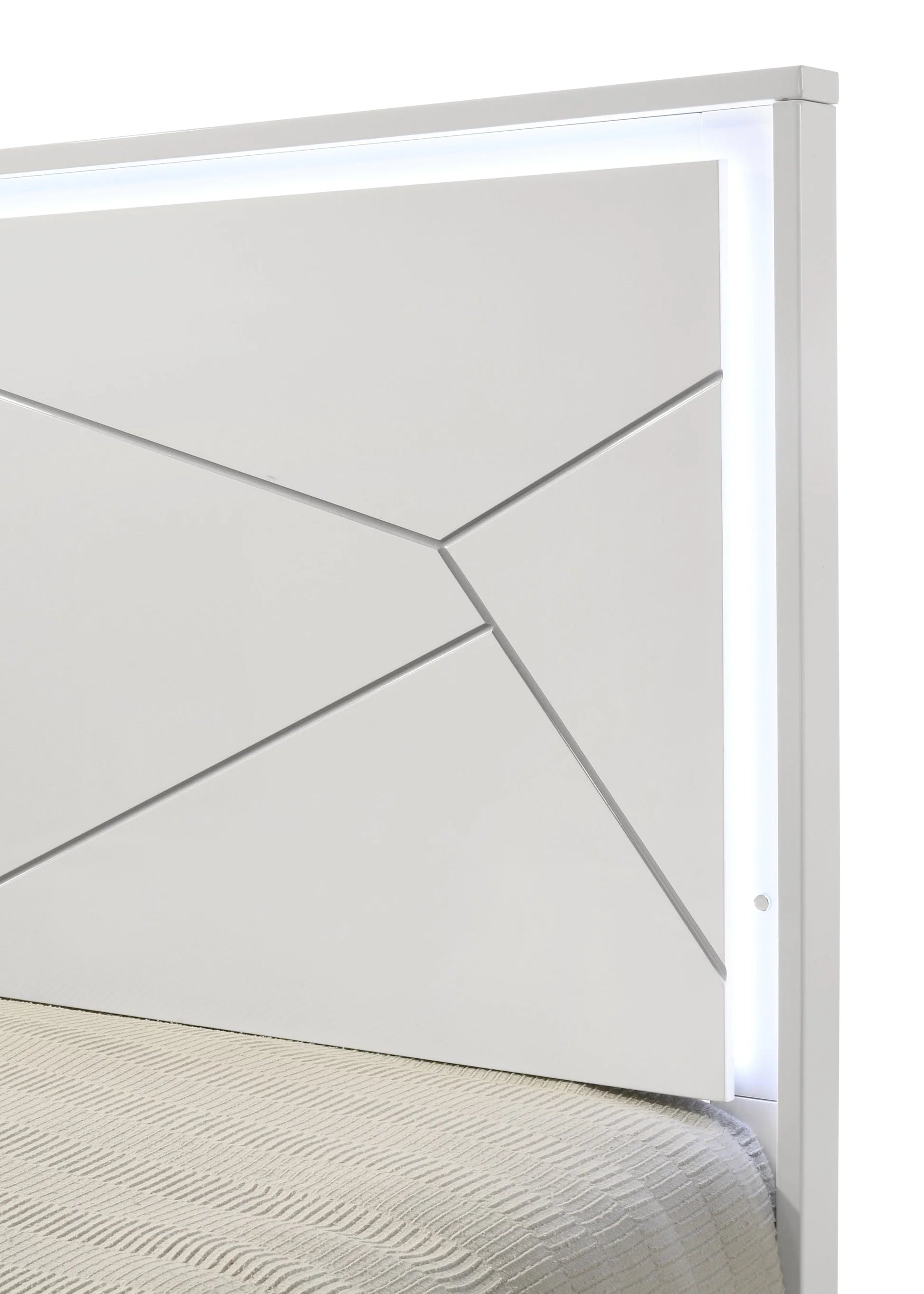 B4520 AYLA BEDROOM SET