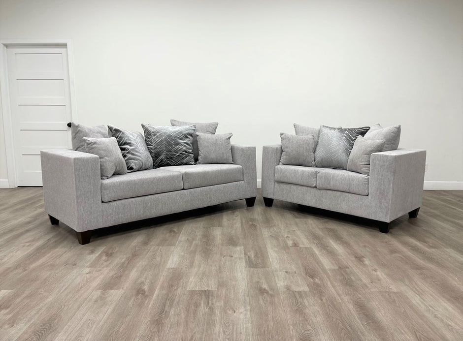 110 Dove Sofá y Loveseat