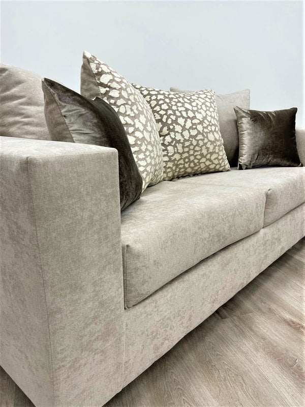 Conjunto de sofá y loveseat beige Hollywood 110