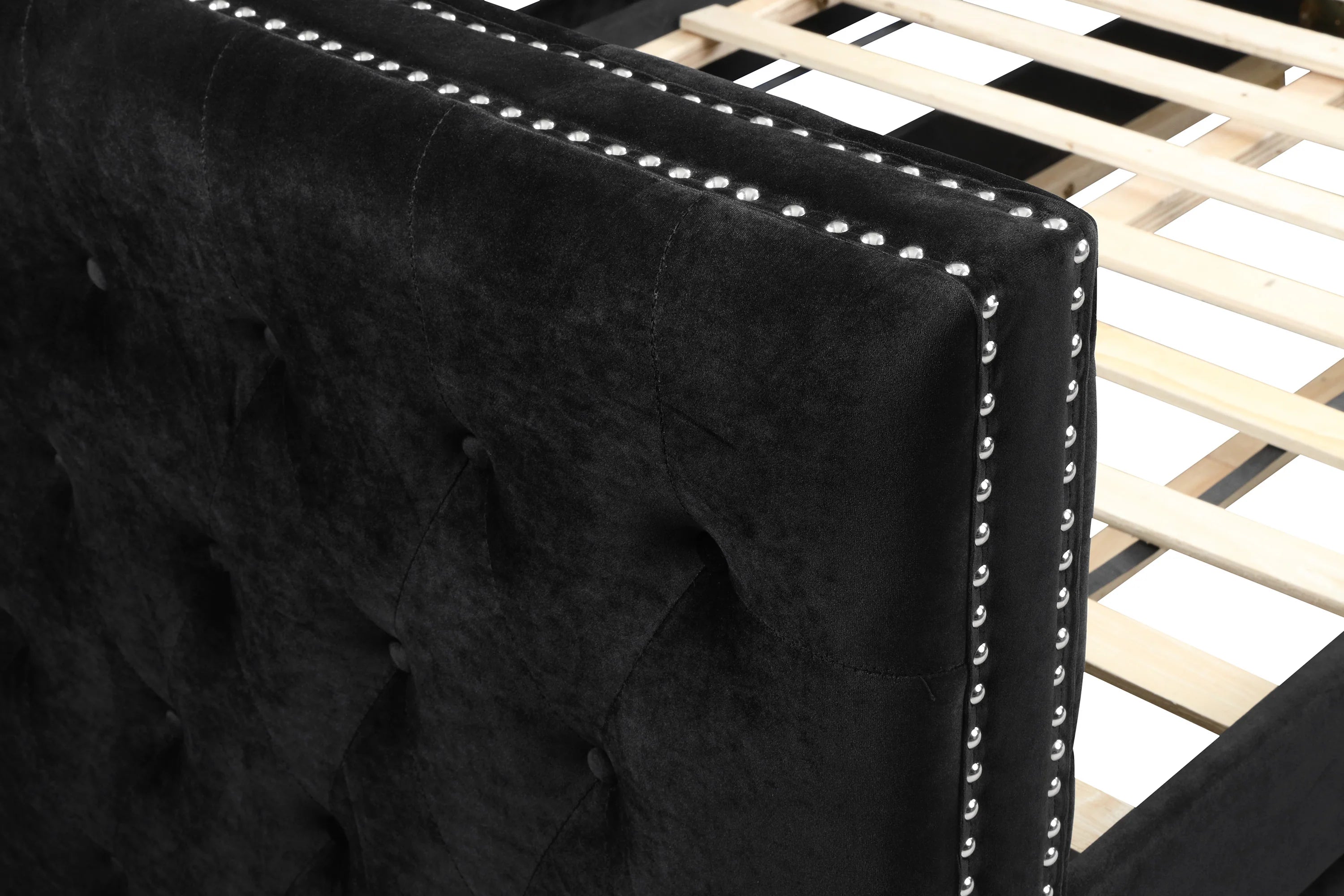 5335BK TRINA CAMA NEGRA