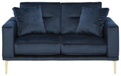 Ashley 89008 Macleary Sofá y Loveseat 