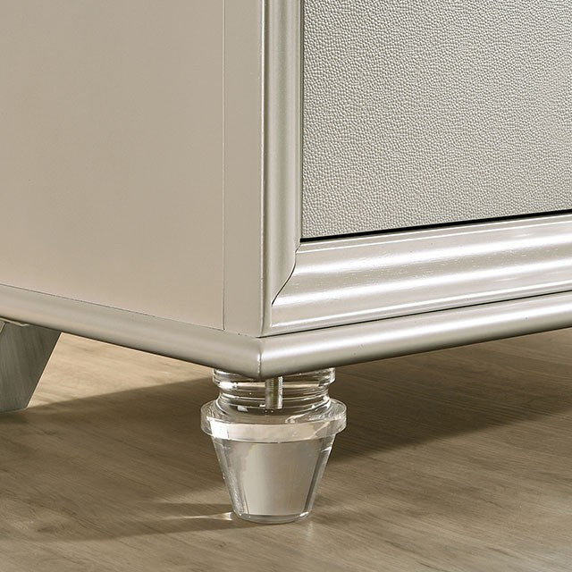 CM7899 JUEGO DE DORMITORIO MADDIE